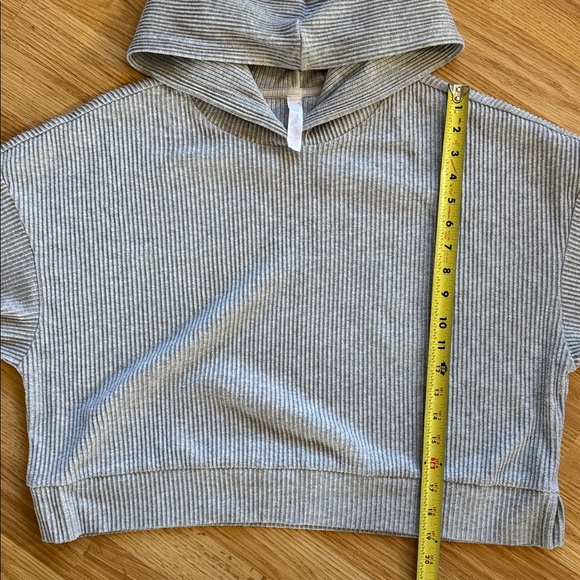 Alo Muse Hoodie ✨ size L - Picture 10 of 13